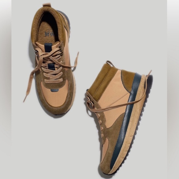 Madewell High-top Trainer Sneaker in (Re)sourced Nylon and Suede - Picture 2 of 11